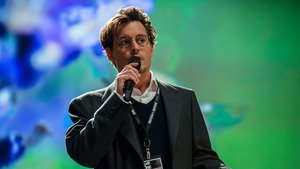 Transcendence: A Revolução