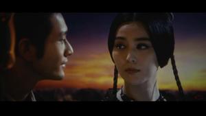 A Bruxa do Cabelo Branco do Reino Lunar