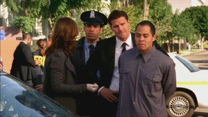 Bones 1×13