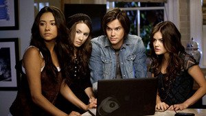 Pretty Little Liars 2×15